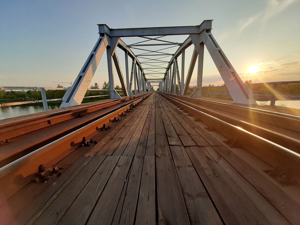 Trzeba nadal drążyć kolejowy temat. Pasażerowie na to liczą