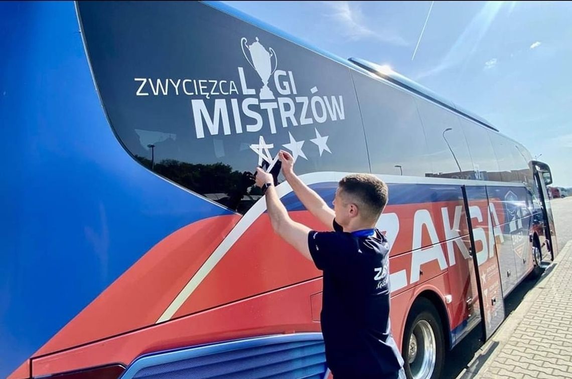 Trzecia gwiazdka na autobusie Grupy Azoty ZAKSA Kędzierzyn-Koźle