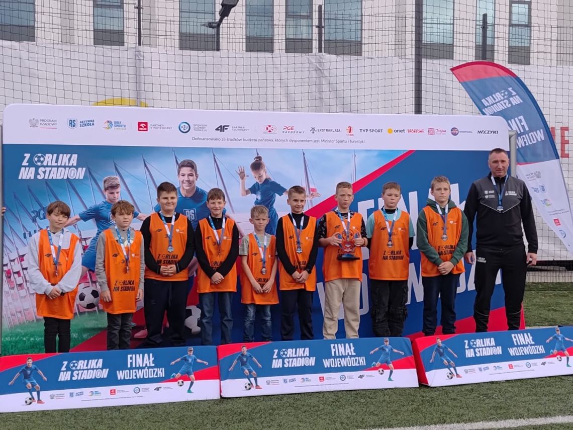 Trzecie miejsce dla PSP Cisek w finale wojewódzkim turnieju "Z Orlika na Stadion". ZDJĘCIA Trzecie miejsce dla PSP Cisek w finale wojewódzkim turnieju "Z Orlika na Stadion". ZDJĘCIA