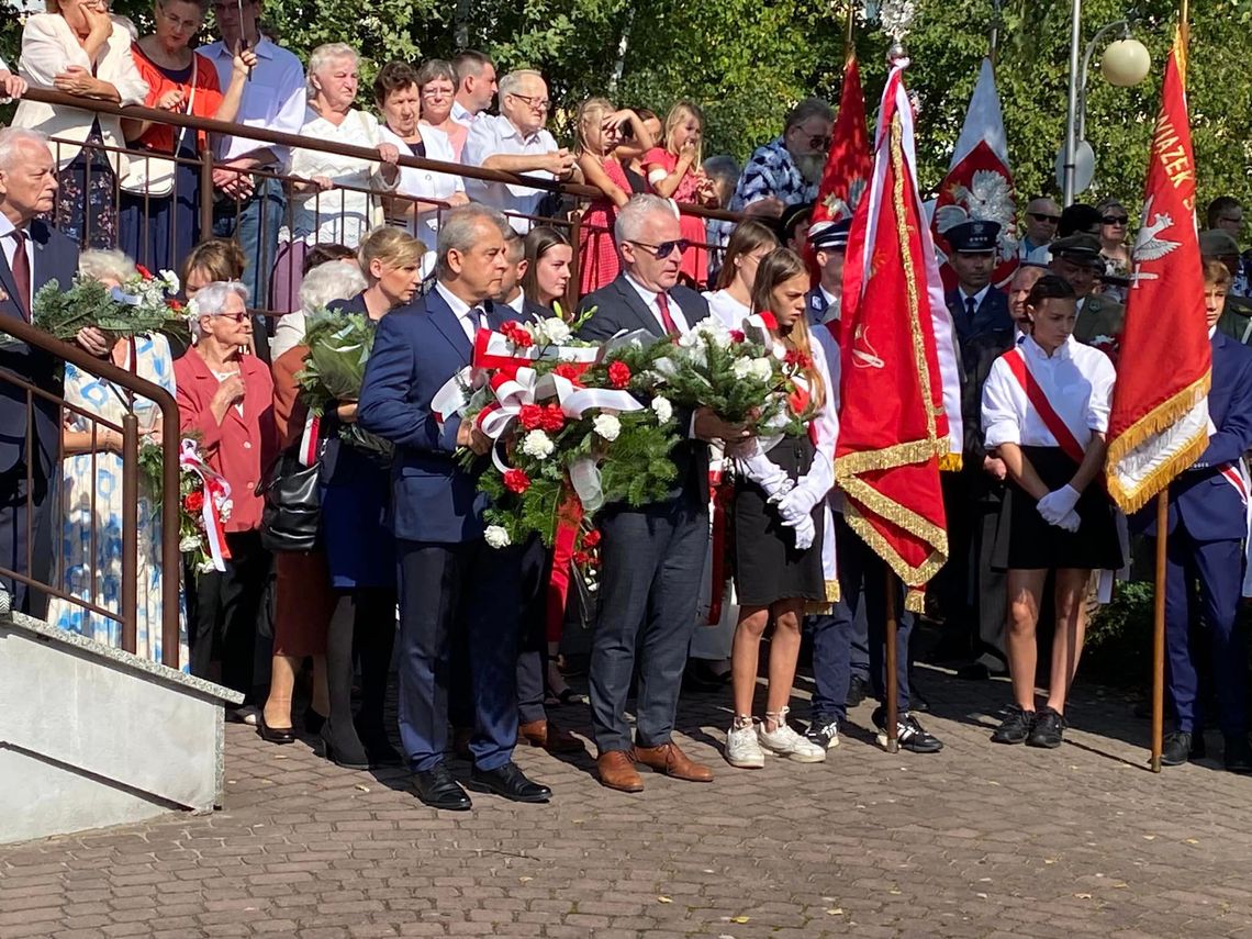 Uczcili rocznicę napadu na Polskę oraz Dzień Sybiraków Uczcili rocznicę napadu na Polskę oraz Dzień Sybiraków