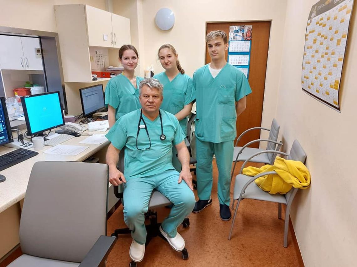 Uczniowie II LO odwiedzili Polsko - Amerykańską Klinikę Serca Uczniowie II LO odwiedzili Polsko - Amerykańską Klinikę Serca