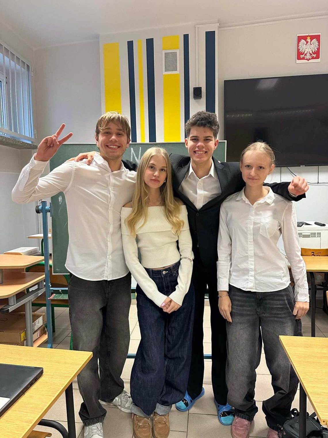 Uczniowie II LO wygrali pierwszy etap Międzyregionalnego Turnieju Debat Oksfordzkich! Uczniowie II LO wygrali pierwszy etap Międzyregionalnego Turnieju Debat Oksfordzkich!