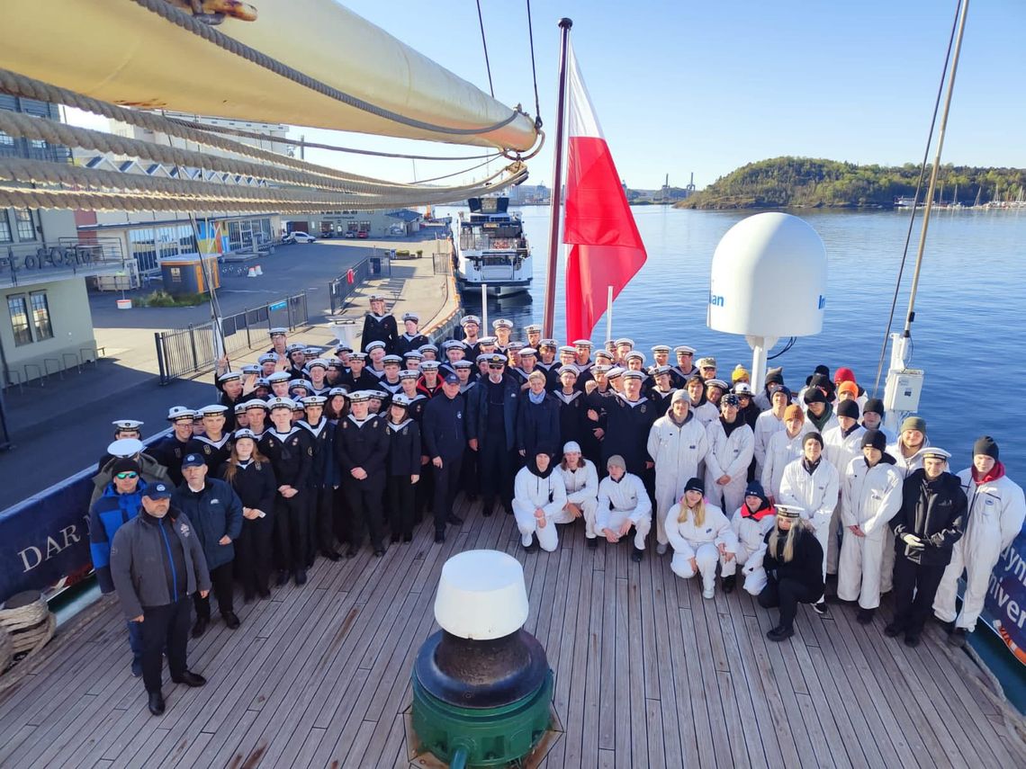 Uczniowie kozielskiej „Żeglugi” znów praktykują na „Darze Młodzieży”. ZDJĘCIA