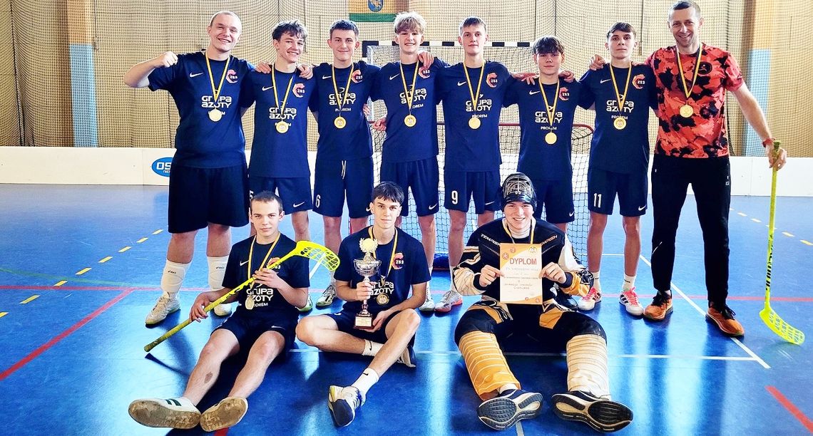 Uczniowie Zespołu Szkół nr 3 mistrzami województwa w unihokeju