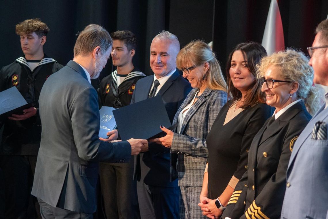 Uroczysta gala z okazji Wojewódzkiego Dnia Edukacji Narodowej. ZDJĘCIA