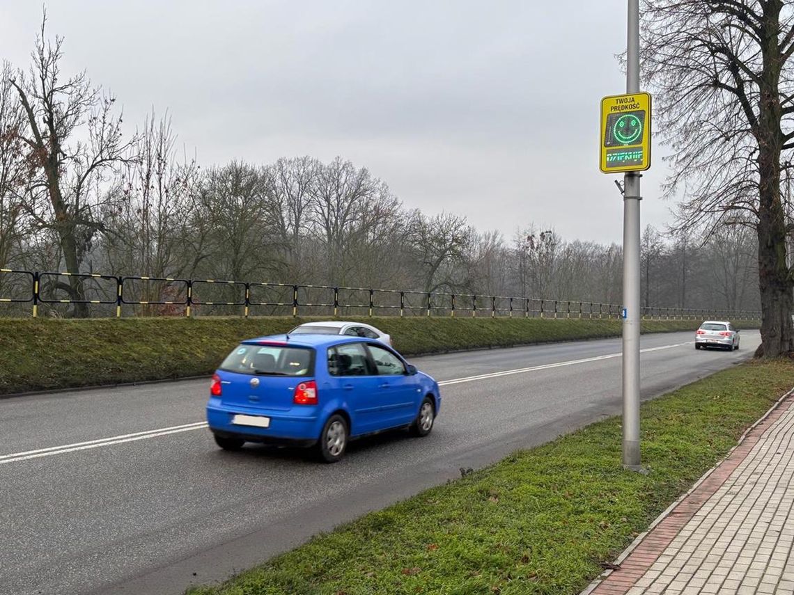 Uśmiech za przepisową jazdę. Trzy nowe mierniki prędkości w mieście Uśmiech za przepisową jazdę. Trzy nowe mierniki prędkości w mieście