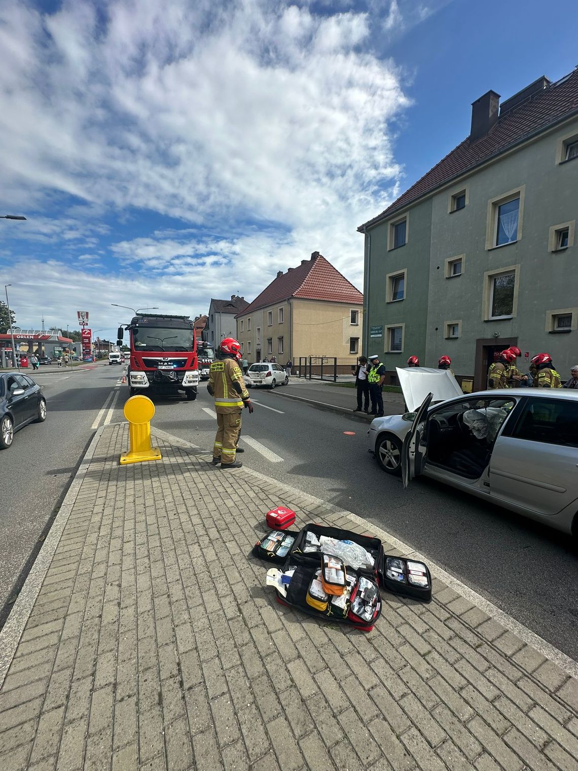 Volkswagen uderzył w tył toyoty na ulicy Kozielskiej w Kędzierzynie. ZDJĘCIA Volkswagen uderzył w tył toyoty na ulicy Kozielskiej w Kędzierzynie. ZDJĘCIA