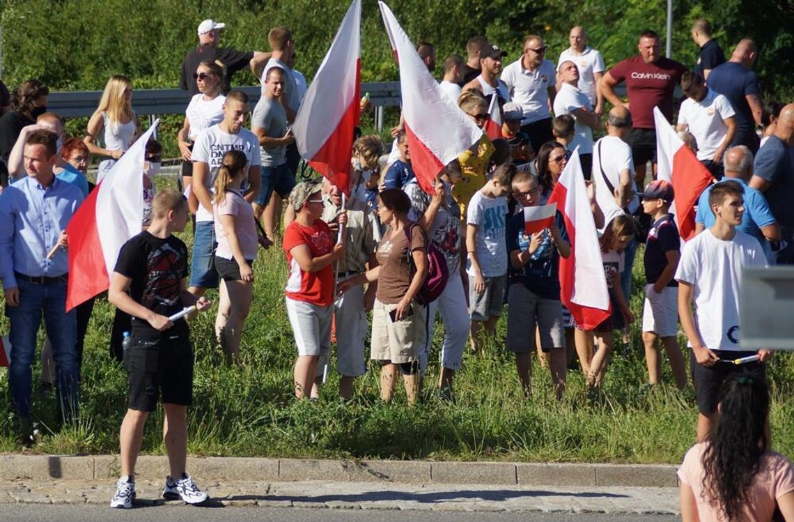 W Godzinę „W” zawyją syreny. Mieszkańcy spotkają się na rondzie Pileckiego