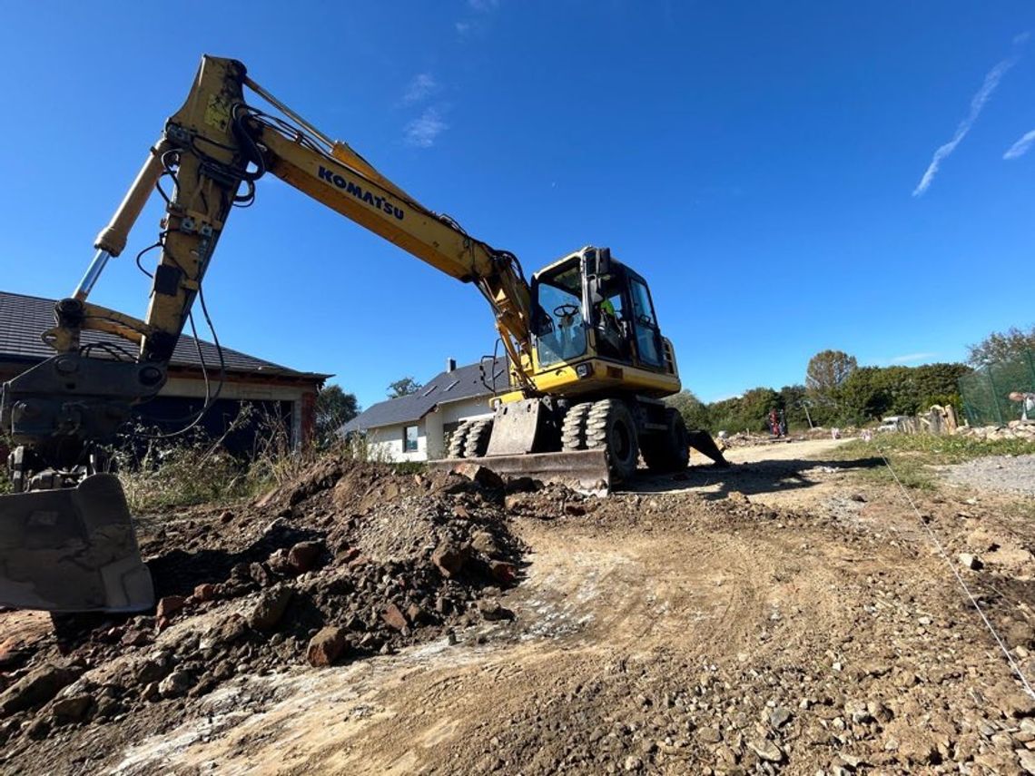 W Koźlu trwa przebudowa ulicy Tadeusza Jasińskiego. ZDJĘCIA