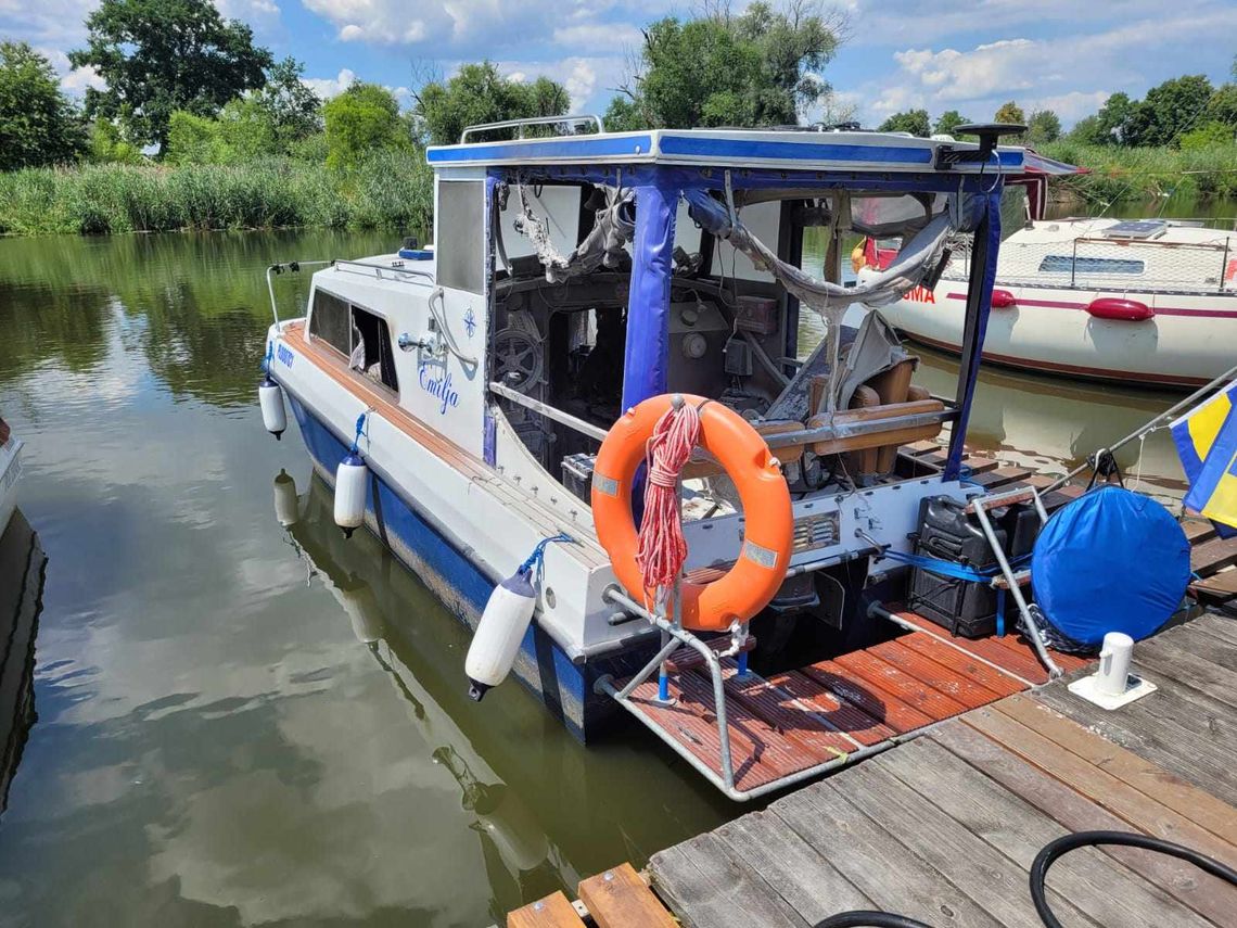 W marinie zapaliła się łódź. Interweniowali strażacy W marinie zapaliła się łódź. Interweniowali strażacy