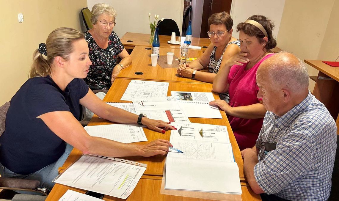 Wiata na Wiklinowej: projekt powstał razem z mieszkańcami osiedla. ZDJĘCIA Wiata na Wiklinowej: projekt powstał razem z mieszkańcami osiedla. ZDJĘCIA