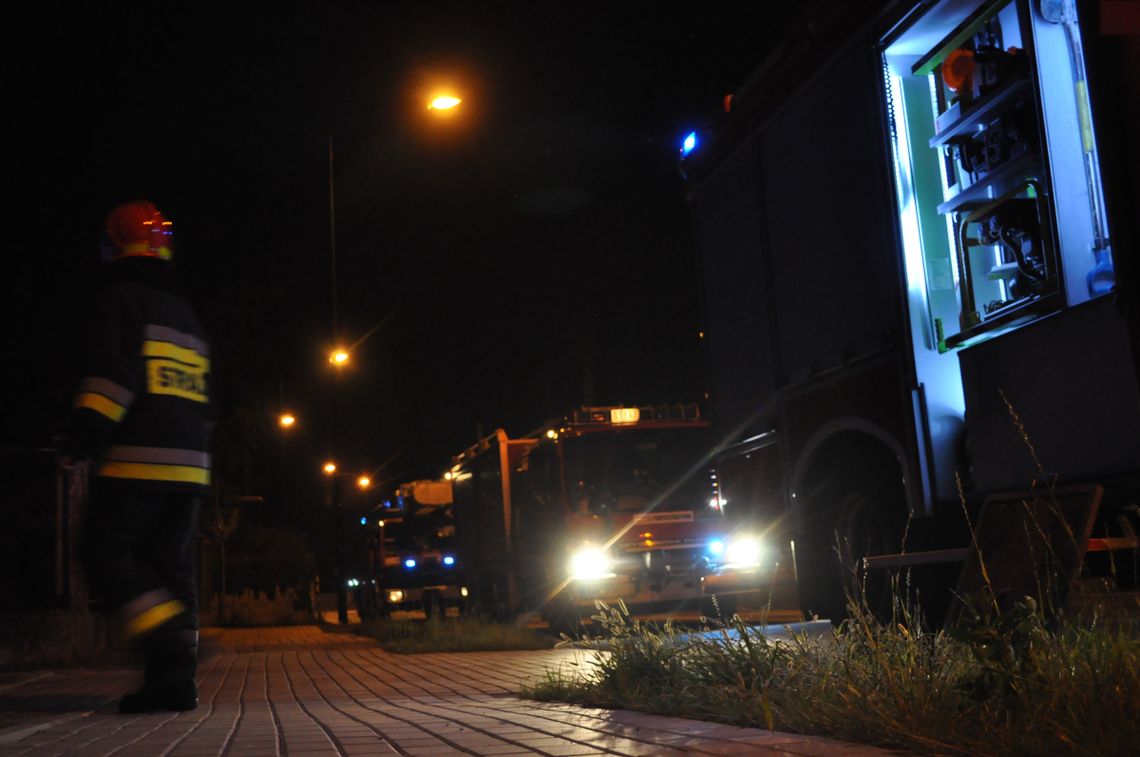 Nie żyje jedna osoba. W akcji strażacy z Kędzierzyna-Koźla