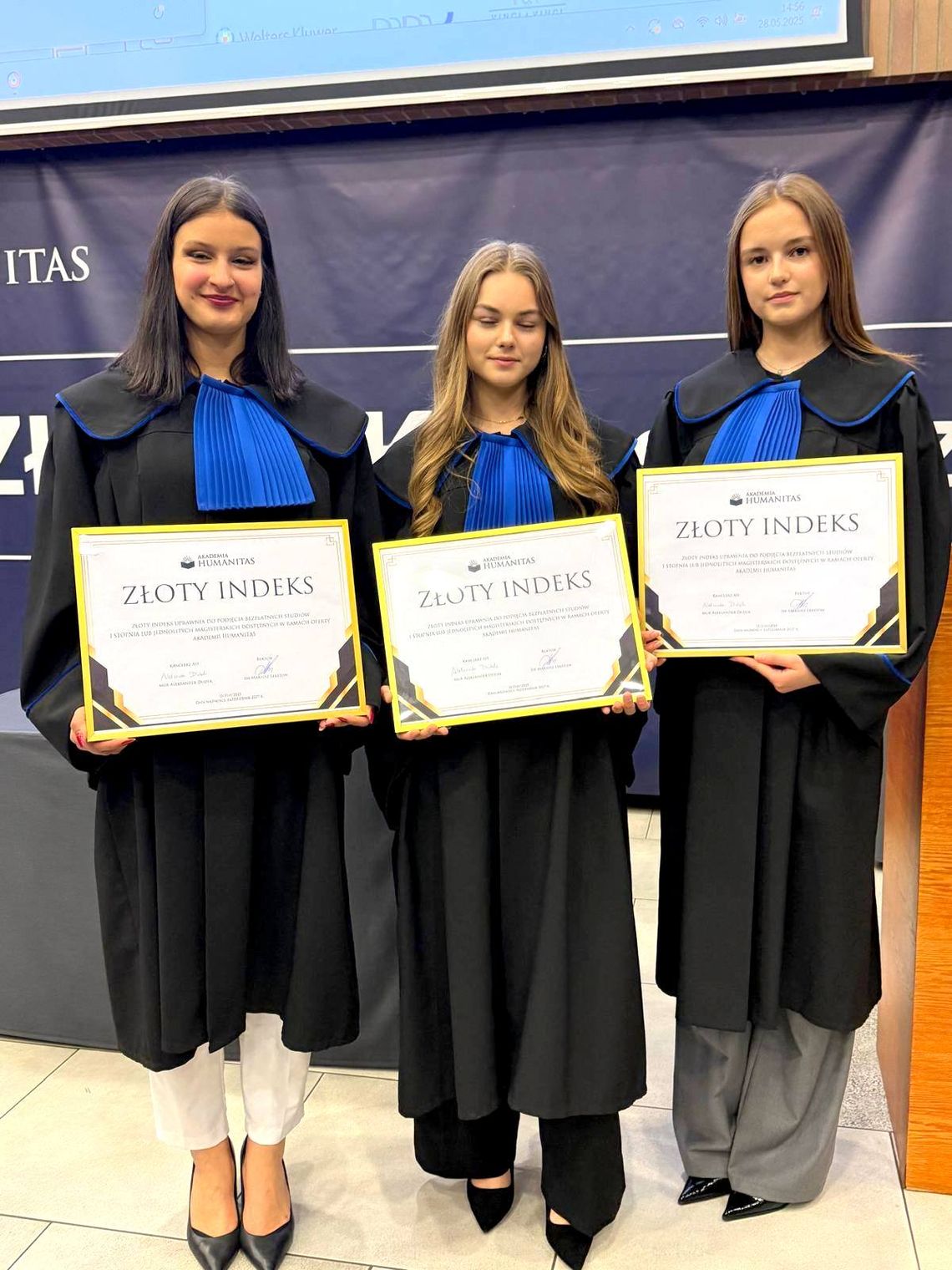 Wielki sukces uczennic z Kędzierzyna-Koźla w ogólnopolskim finale „Potyczek Prawnych”. ZDJECIA