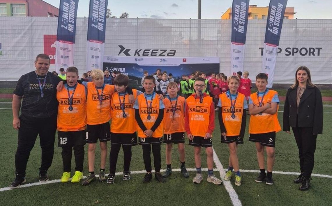 Wielkie emocje w turnieju „Z Orlika na Stadion”. Młodzi piłkarze dali z siebie wszystko Wielkie emocje w turnieju „Z Orlika na Stadion”. Młodzi piłkarze dali z siebie wszystko