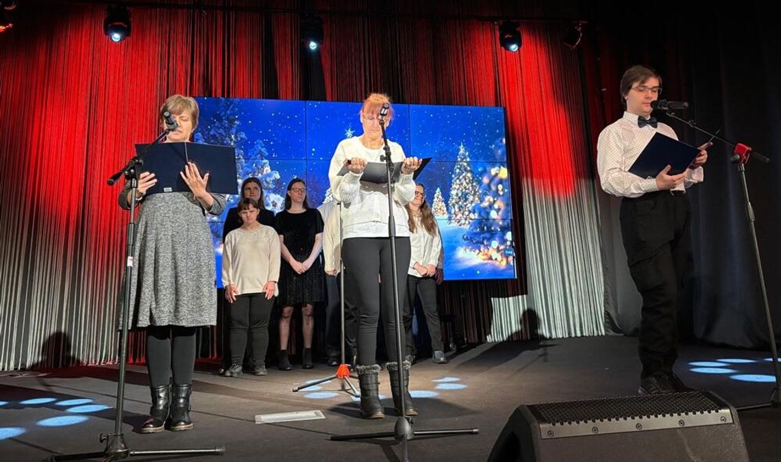 Wigilijne spotkanie „Promyczka” w ciepłej, rodzinnej atmosferze Wigilijne spotkanie „Promyczka” w ciepłej, rodzinnej atmosferze