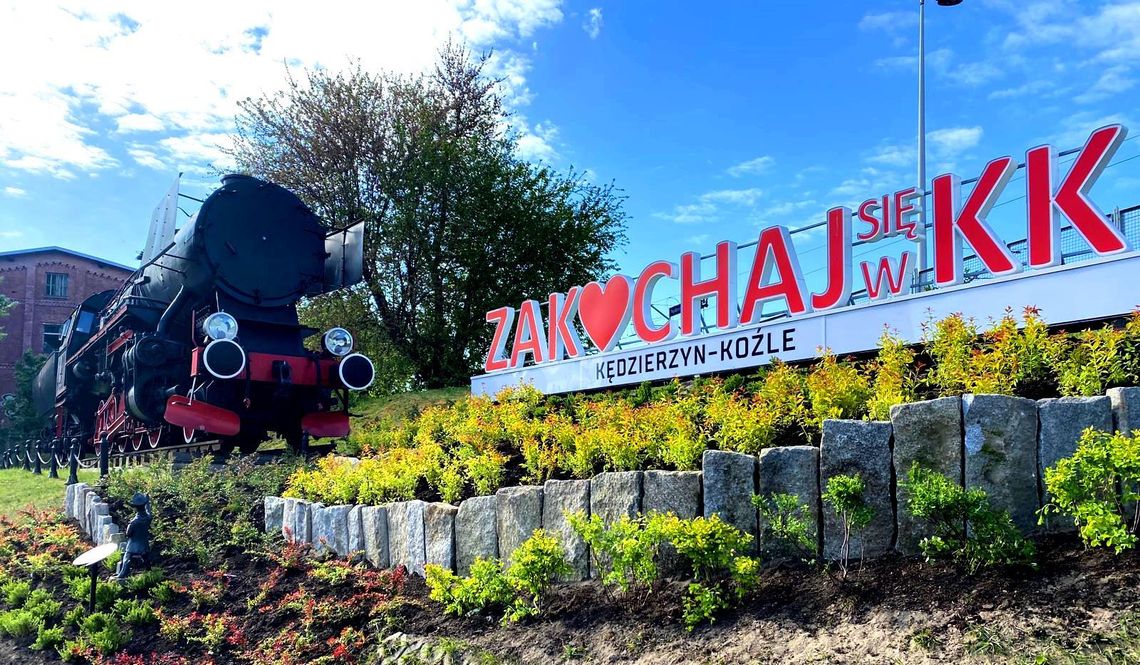 Wiosna rozkwita w sercu miasta. FILM