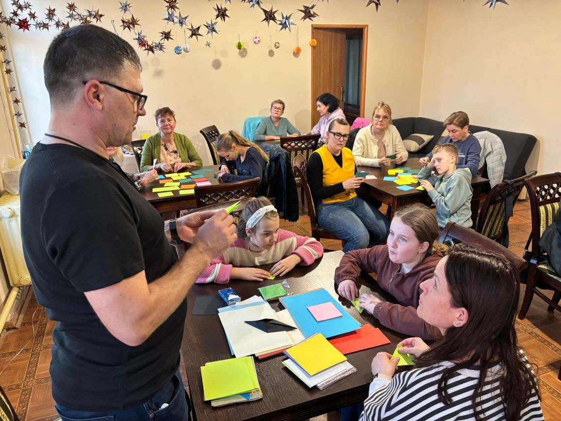 Wyjątkowe warsztaty origami z Tomaszem Siwakiem. ZDJĘCIA