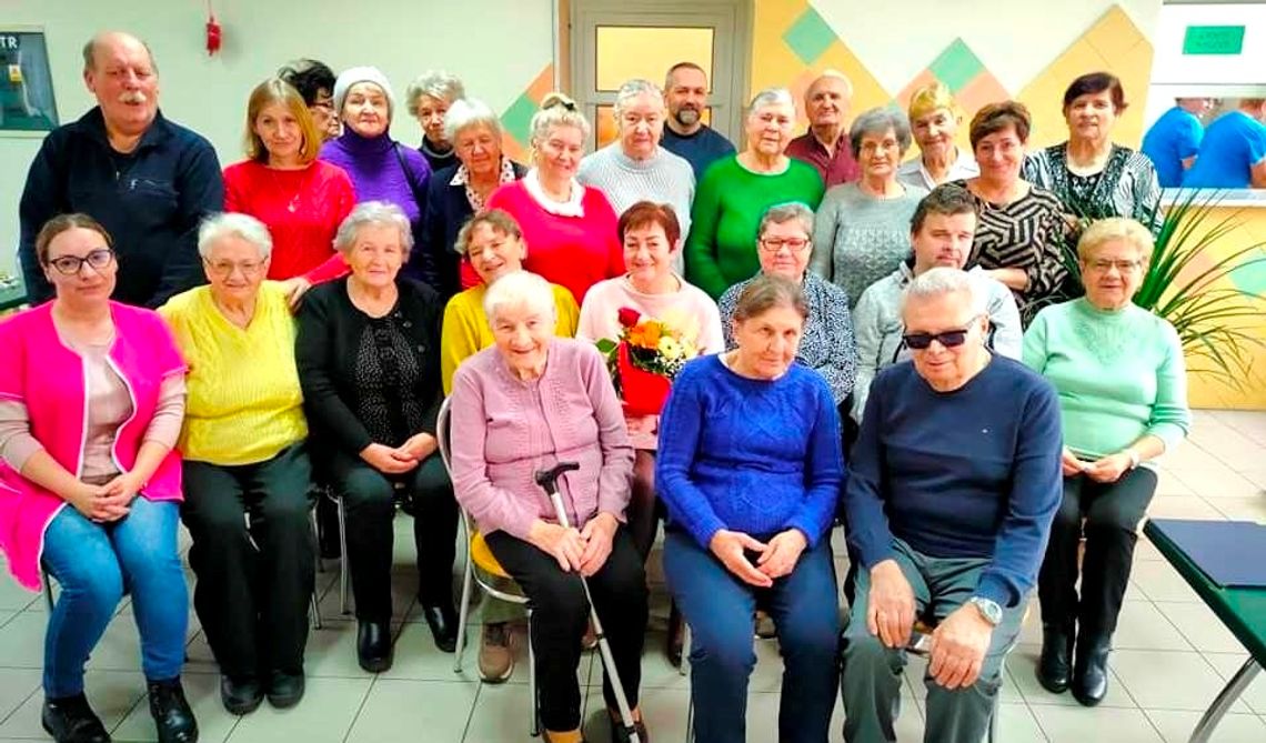 Wyjątkowy dzień w „Naszym Domu”. Piękne pożegnanie pani Joli