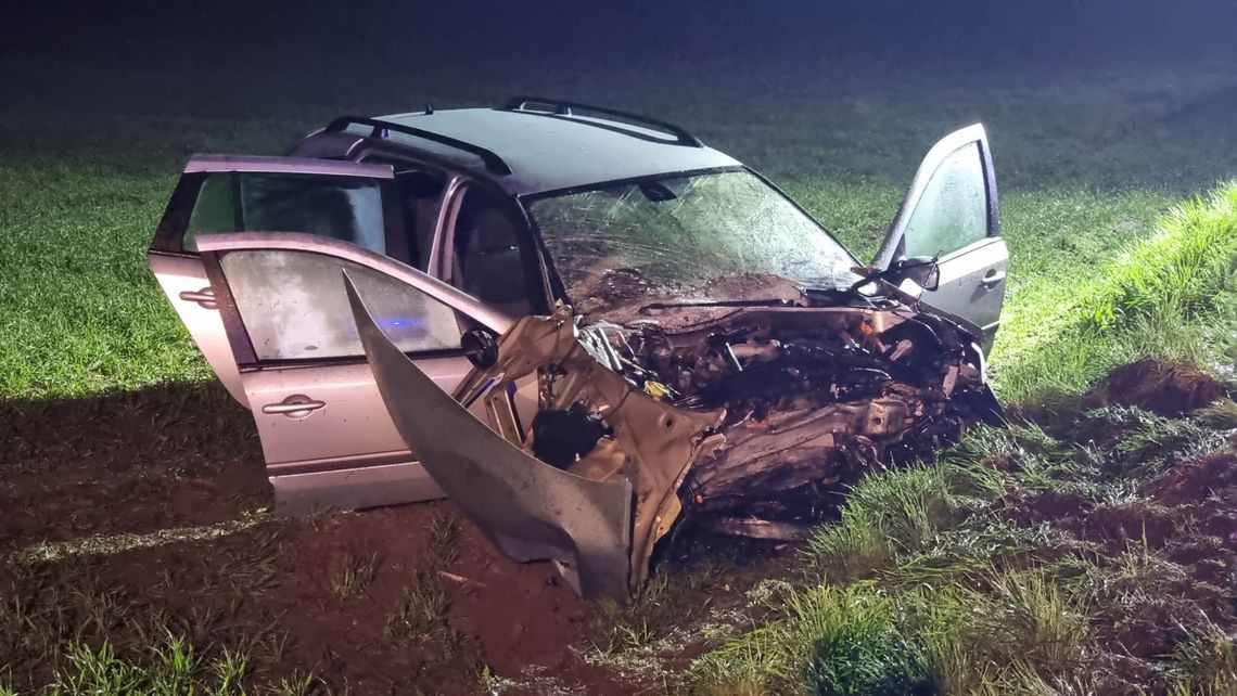 Wypadek na DK45 w Polskiej Cerekwi. Dwie osoby trafiły do szpitala Wypadek na DK45 w Polskiej Cerekwi. Dwie osoby trafiły do szpitala