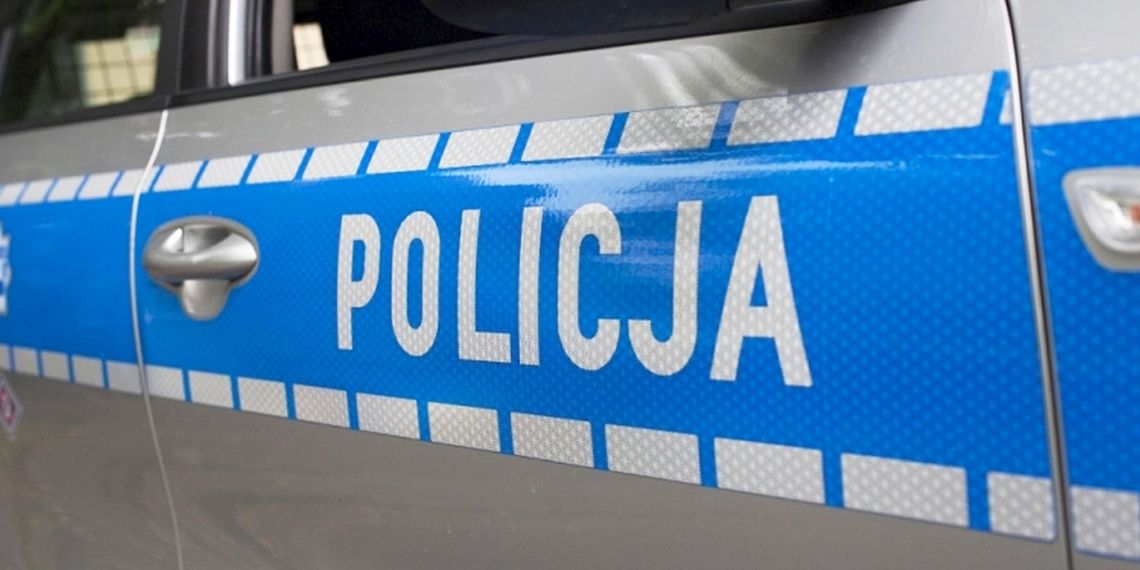 Agresywny 30‑latek wskoczył do rzeki w Sławięcicach. Wcześniej szamotał się na jezdni z drugim mężczyzną
