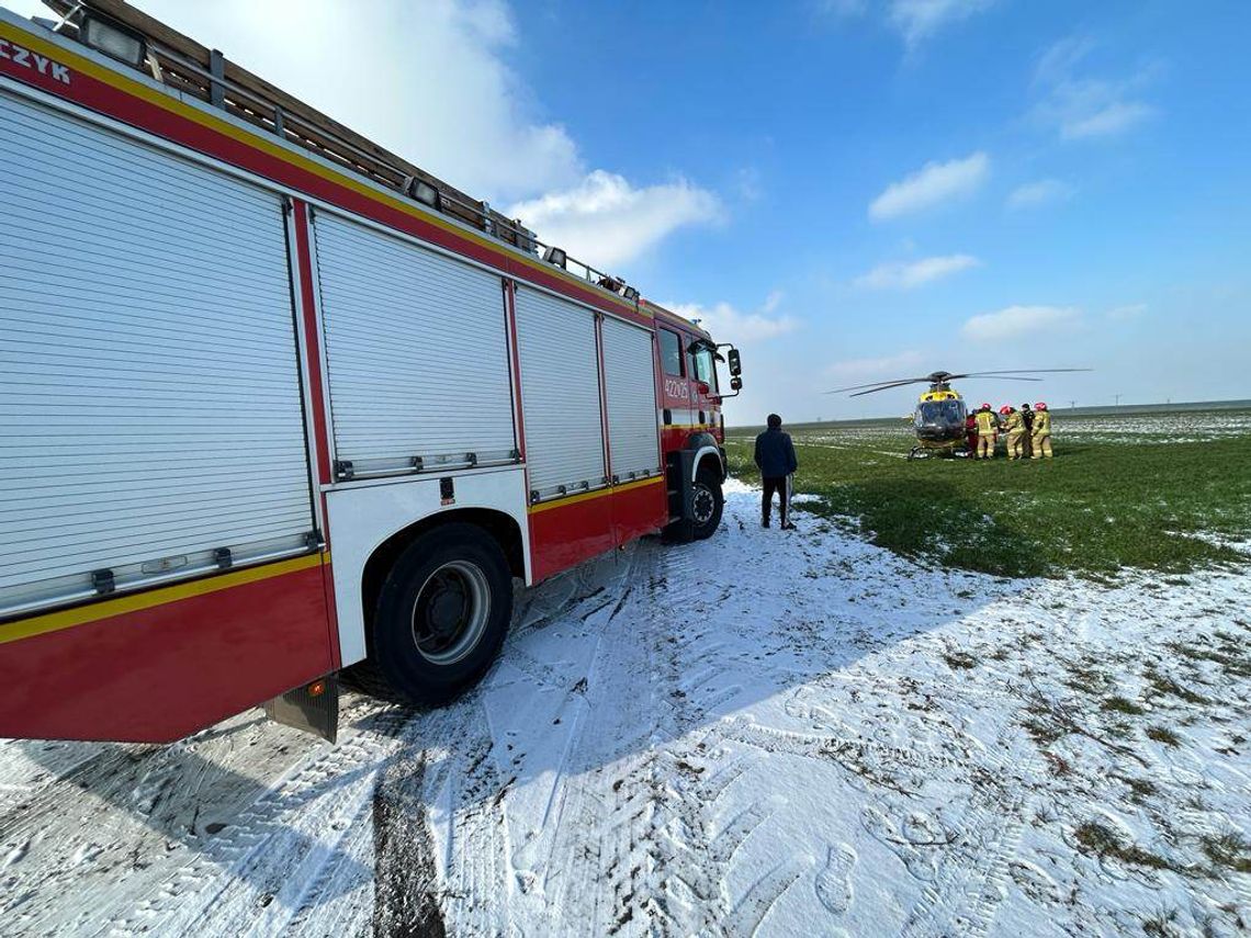 Policjanci z narażeniem życia jako pierwsi pospieszyli z pomocą osobom zatrutym czadem