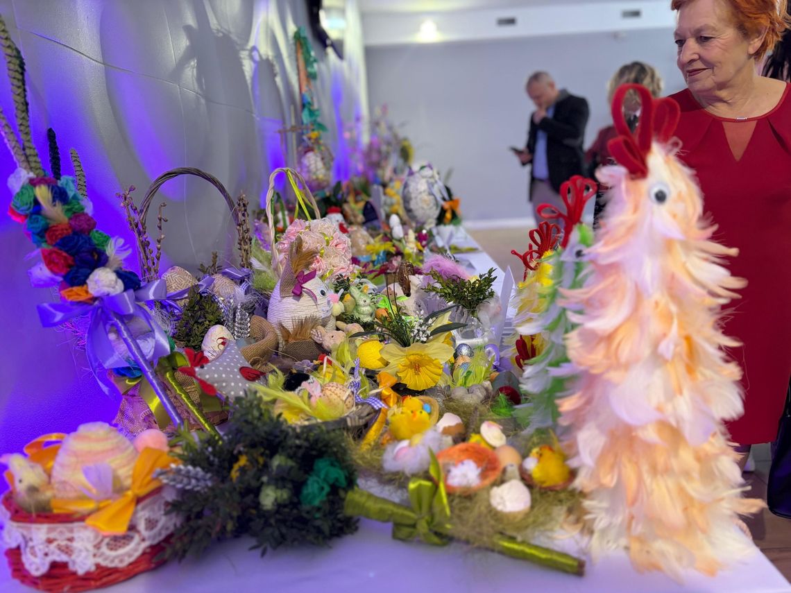 Za nami XXIV Wielkanocny Integracyjny Przegląd Plastyczny, organizowany przez ŚDS „Promyczek”. ZDJĘCIA