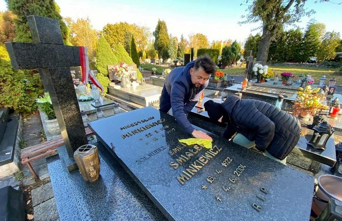 Zadbali o groby bohaterów na cmentarzach w Kędzierzynie i Koźlu