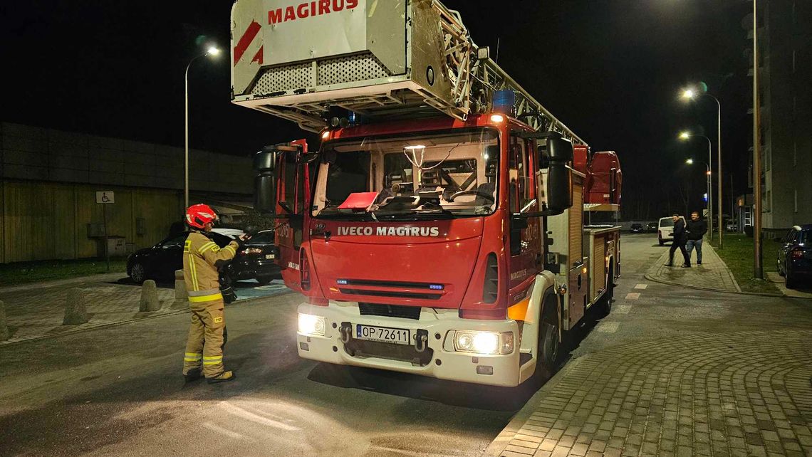 Zagroził, że skoczy z dachu. Szukali go w całym mieście Zagroził, że skoczy z dachu. Szukali go w całym mieście