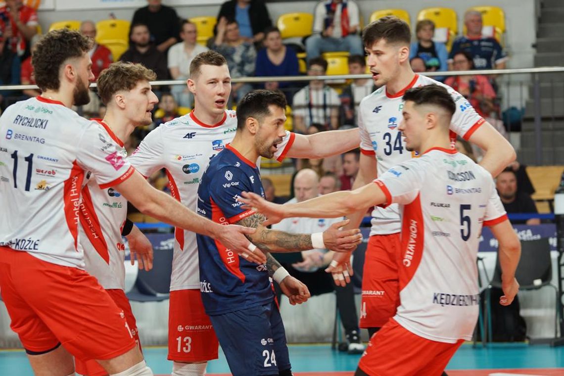 ZAKSA zdobyła punkt w Zawierciu i zagra w play-offach! ZAKSA zdobyła punkt w Zawierciu i zagra w play-offach!