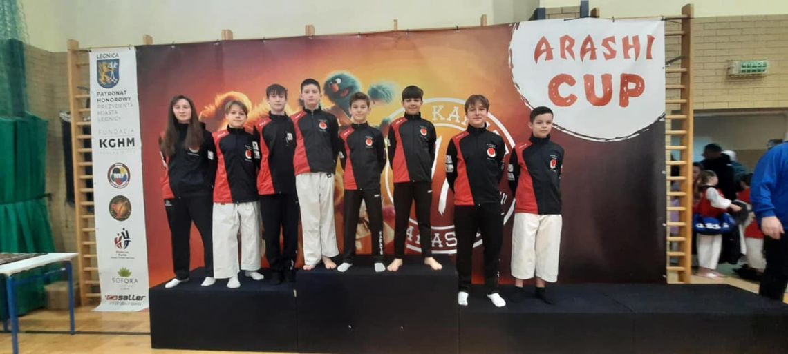 Zawodnicy BUSHIDO Karate Shotokan wywalczyli 11 medali. To ich pierwsze zawody w tym roku