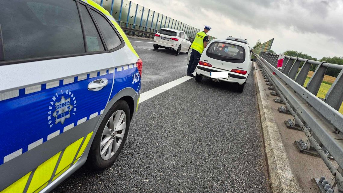 Zdarzenie na obwodnicy. Sprawca i poszkodowany wyszli z niego bez szwanku. ZDJĘCIA