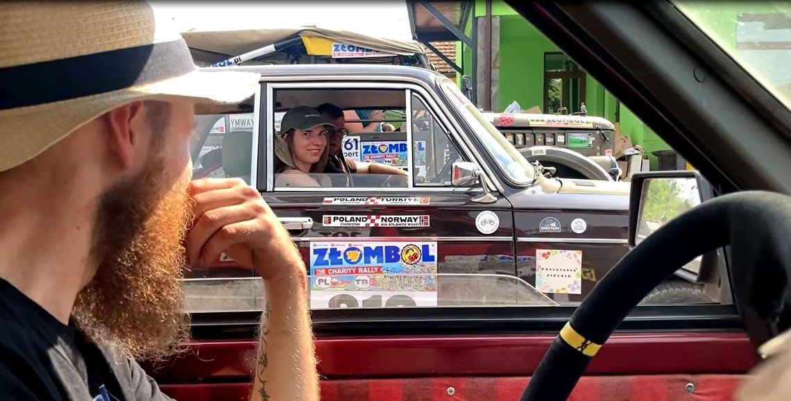 ZŁOMBOL 2025 dotarł już do Turcji. Nasi kierowcy również są w Anatolii. FILM