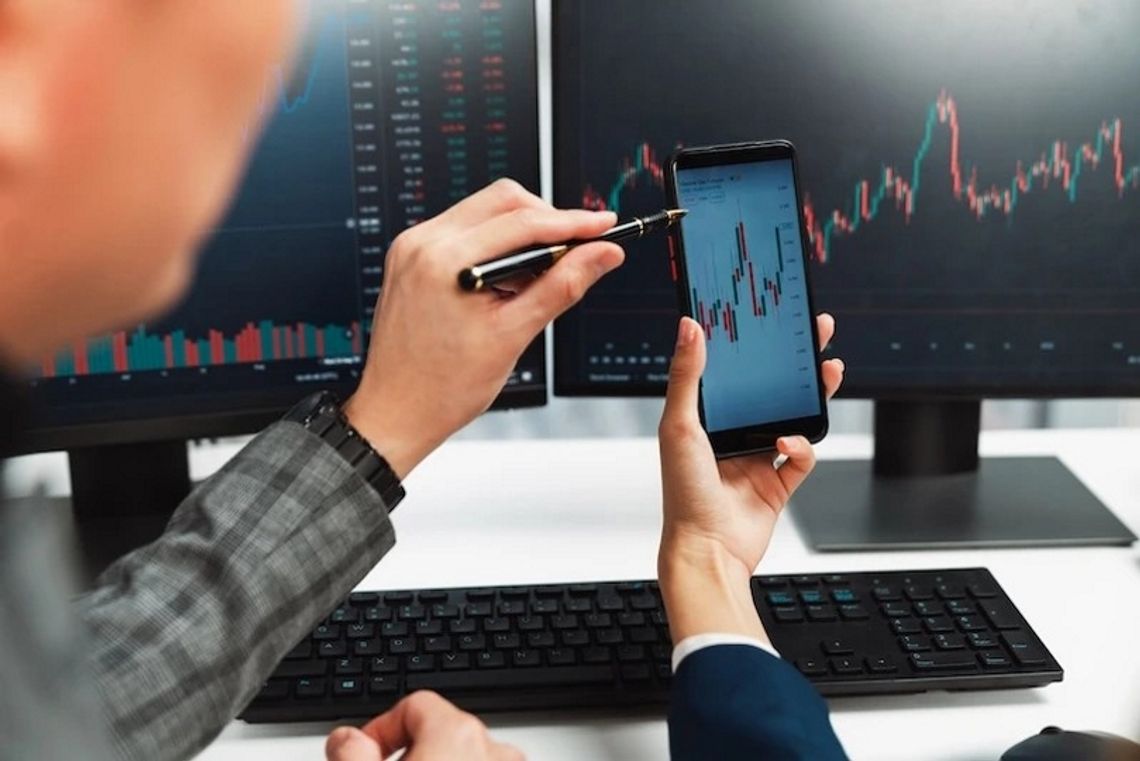 Zlotovest – opinie: co broker oferuje inwestorom i traderom