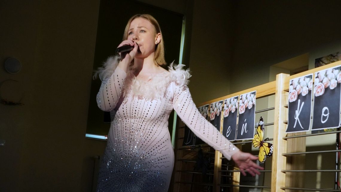 Znane utwory i pełna sala. Koncert Julii Ledwoch‑Muskały w Brzeźcach. ZDJĘCIA Znane utwory i pełna sala. Koncert Julii Ledwoch‑Muskały w Brzeźcach. ZDJĘCIA