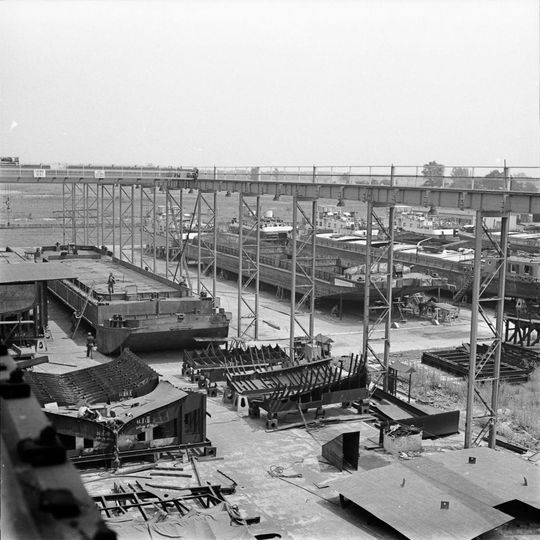 Kozielska stocznia z 1973 roku. Autor zdjęcia: Tadeusz Horoszkiewicz
