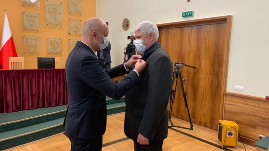 Ks. Edward Bogaczewicz został uhonorowany Srebrnym Krzyżem Zasługi