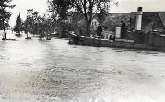Powódź na Odrze w rejonie Koźla, 28-29.07.1939 r. Zbiory Muzeum Ziemi Kozielskiej
