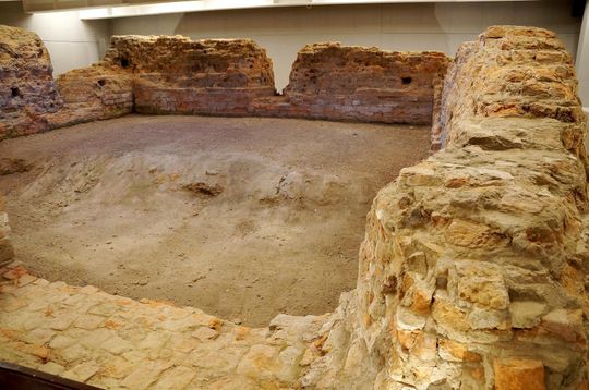 Pozostałości kozielskiej wieży z lat 40. XIII wieku