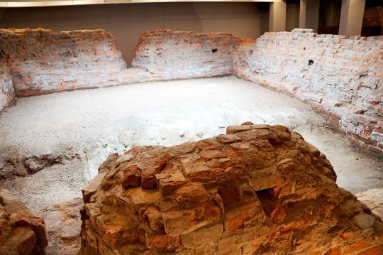 Pozostałości kozielskiej wieży z lat 40. XIII wieku