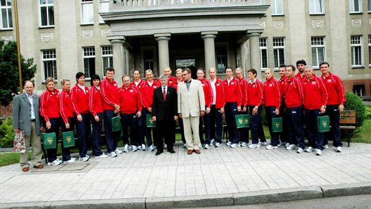 Reprezentacja polskich siatkarek z wizytą w Kędzierzynie-Koźlu (2007 rok) 
