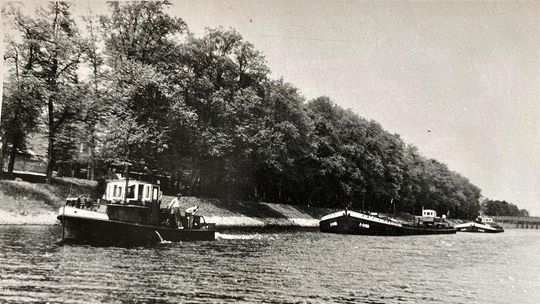 Sławięcice - barki na kanale