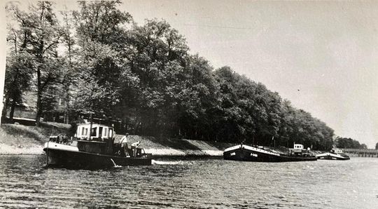 Sławięcice - barki na kanale