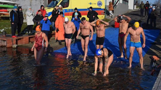 „Odra Winter Swimming Challenge – Lodowy Kozioł 2021”