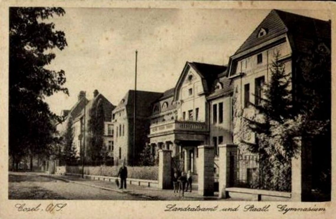 Czy rozpoznajesz ten budynek na starej fotografii z Kędzierzyna-Koźla? Co to za miejsce?